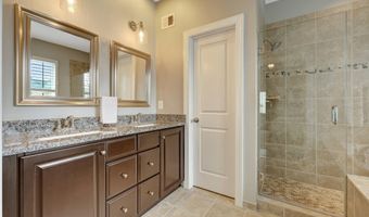 20405 SAVIN HILL Dr, Ashburn, VA 20147