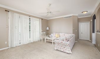 2906 N Knightsbridge Cir, Ann Arbor, MI 48105