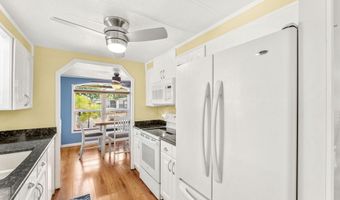 918 Balsam St, Barefoot Bay, FL 32976
