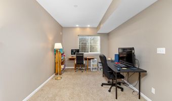 2609 Somerset Dr, Ames, IA 50010