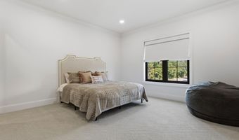 699 Savannah Estates Blvd, Biloxi, MS 39532