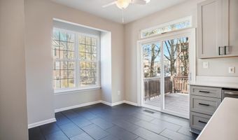 8511 TOWNE MANOR Ct, Alexandria, VA 22309