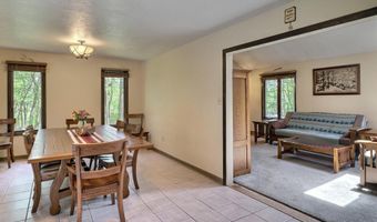 146 Algonquin Trl, Albrightsville, PA 18210