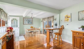 115 Bryant Rd, Cranston, RI 02852
