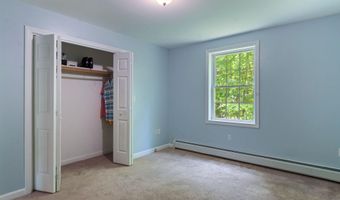 633 Beauty Hill Rd, Barnstead, NH 03218