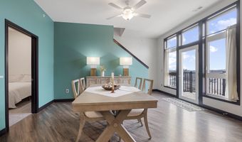 120 Twin Steeples Cir NE Unit 315, Dyersville, IA 52040