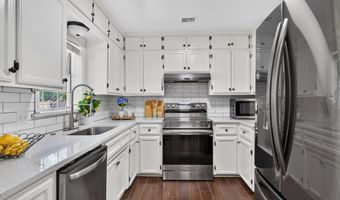 6300 NW 37th St, Bethany, OK 73008