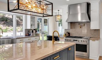 712 S Lost Canyon Rd, Anaheim, CA 92808