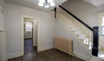 402 FLOWER St, Albert City, IA 50510