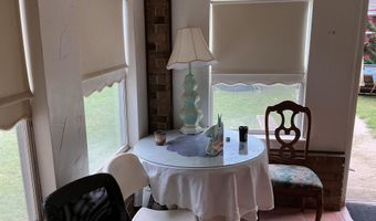 515 S Adams St, Arnett, OK 73832