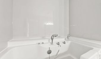 1018 Farmaway Dr, Bardstown, KY 40004