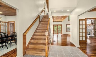 900 South Rd, East Greenwich, RI 02818
