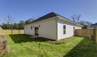 551 Park St, Batesburg, SC 29070