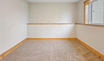 551 Knollwood St W, Annandale, MN 55302