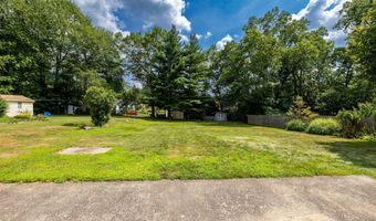 33 Debra Ln, Bristol, CT 06010
