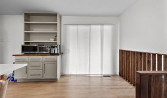 690 S Newark Ct, Aurora, CO 80012