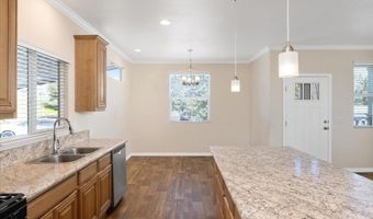 525 W El Norte Pkwy 54, Escondido, CA 92026