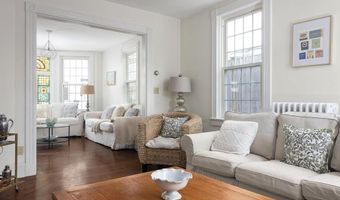43 Howard St, Newport, RI 02840
