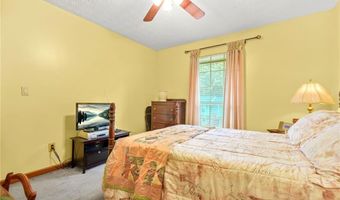 3560 Riverchase Dr, Decatur, GA 30034