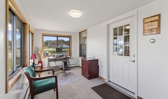 2386 N Belfast Ave, Augusta, ME 04330