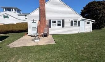280 Bonnet Point Rd A, Narragansett, RI 02882