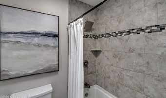1022 Red Oak Dr, Brandon, MS 39042