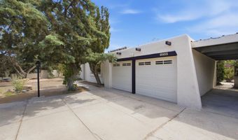 10103 La Salle Pl NW, Albuquerque, NM 87114