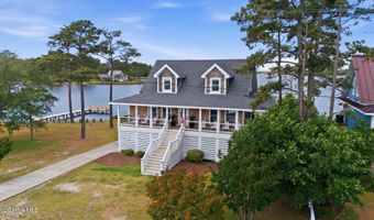 3736 Janiero Rd, Arapahoe, NC 28510