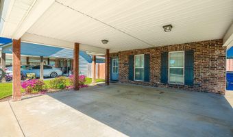 319 Harvest Ln, Abbeville, LA 70510