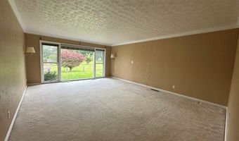 2920 Ranch Rd, Ashland, KY 41102