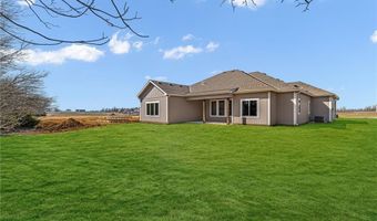 318 Rockers Dr, Baldwin City, KS 66006