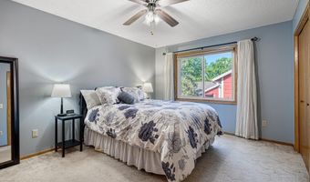 1443 Mckinley Ct, Anoka, MN 55303