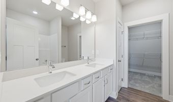 2308 Chan Dr, Adel, IA 50003