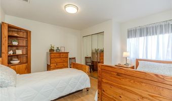 1011 Williamsburg Cir, Warwick, RI 02886