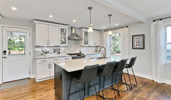 5029 22ND St S, Arlington, VA 22206