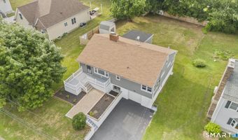 12 Homestead Pl, Branford, CT 06405