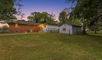 1213 N Shady Ln, Bauxite, AR 72015