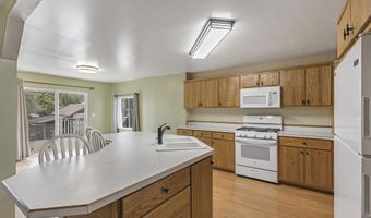 326 Arthur St, American Falls, ID 83211