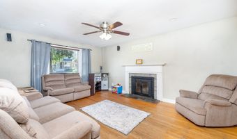 30 Hemlock St, Bristol, CT 06010