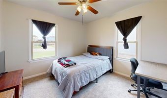 434 NW Locust St, Ardmore, OK 73401