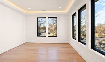 3108 6TH St N, Arlington, VA 22201