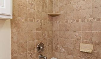 8502 WOODBINE Ln, Annandale, VA 22003