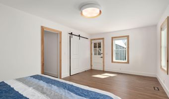 292 Narrow Shore Rd, Aydlett, NC 27916