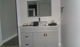 176 Vernon St, Warwick, RI 02889