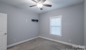939 Old Stagecoach Rd, Camden, SC 29020