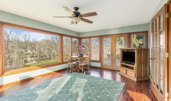 10159 E Rivershore Dr SE, Alto, MI 49302