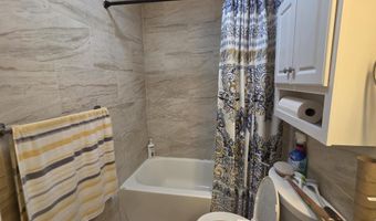22 D Oyster Bay Rd 22, Absecon, NJ 08201