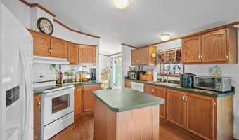 16 Giovanni-Rose Ct, Coventry, RI 02816
