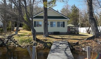180 Bear Cove Rd, Baileyville, ME 04694