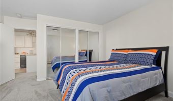 132 Hoffman Ave 207, Cranston, RI 02920
